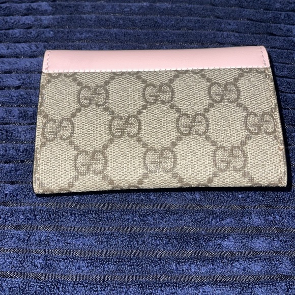 Gucci Pink & Blue Compact Wallet - Picture 4 of 4